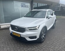 VOLVO XC40 2.0 T4 AWD INSCRIPTION FULL-OPTION.