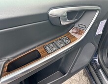 VOLVO XC60 2.0 D3 FWD SUMMUM GEARTRONIC Intellisafe-Line