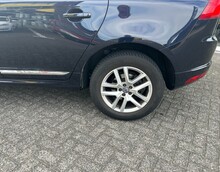 VOLVO XC60 2.0 D3 FWD SUMMUM GEARTRONIC Intellisafe-Line