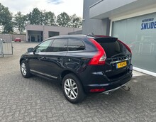 VOLVO XC60 2.0 D3 FWD SUMMUM GEARTRONIC Intellisafe-Line