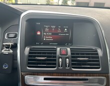 VOLVO XC60 2.0 D3 FWD SUMMUM GEARTRONIC Intellisafe-Line