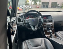 VOLVO XC60 2.0 D3 FWD SUMMUM GEARTRONIC Intellisafe-Line