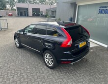 VOLVO XC60 2.0 D3 FWD SUMMUM GEARTRONIC Intellisafe-Line